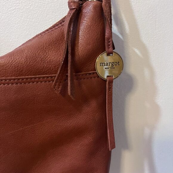 Sold  - Picture 5 of 15